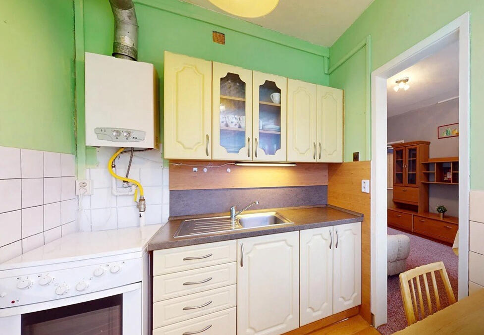 Zákazníkem vložená fotografie kuchyně v původním stavu Návrh Ikea kuchyně